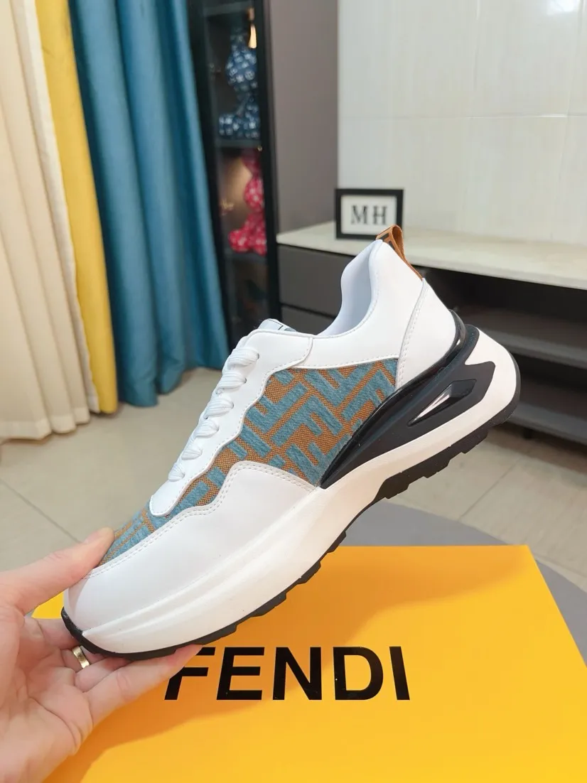 Factory price 458🌹🌹[fendi] Fendi classic and comfortable men, this complex sneaker is made of soft calfskin➕genuine leather lining➕original ultra-light rubber material rough outsole. This unique light and thin style is suitable for the casual and exquisite sensibility of this season. It is comfortable and natural on the feet. It is an everyday style for casual travel in autumn and winter! 38/44